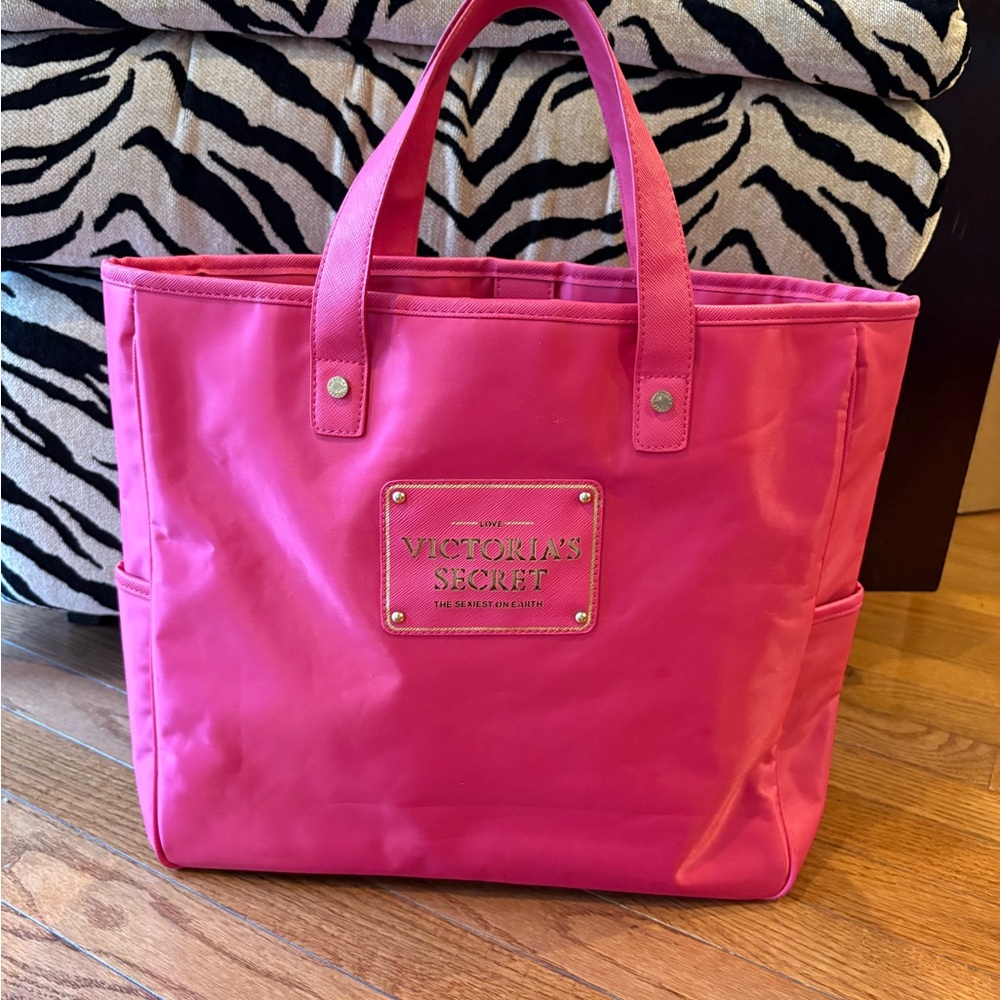Victoria's Secret Pink Tote with Logo Plaque